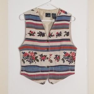 LIZ Wear Vintage Floral Vest